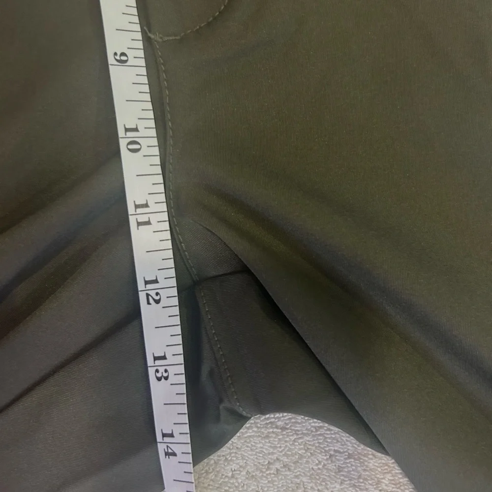 “Vintage 1946” Men's Dark Green/Khaki Modern Fit Performance Chinos w/ Pockets